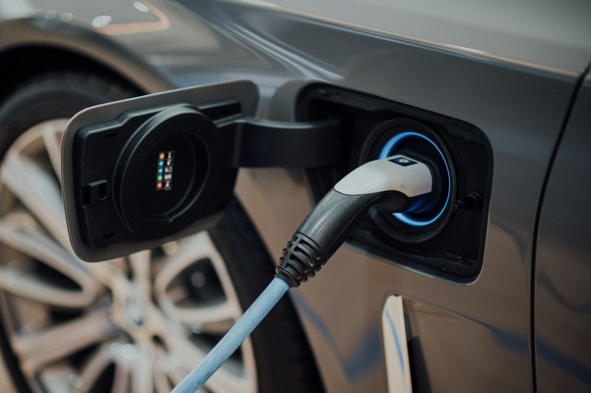 Cuánto cuesta cargar un coche eléctrico